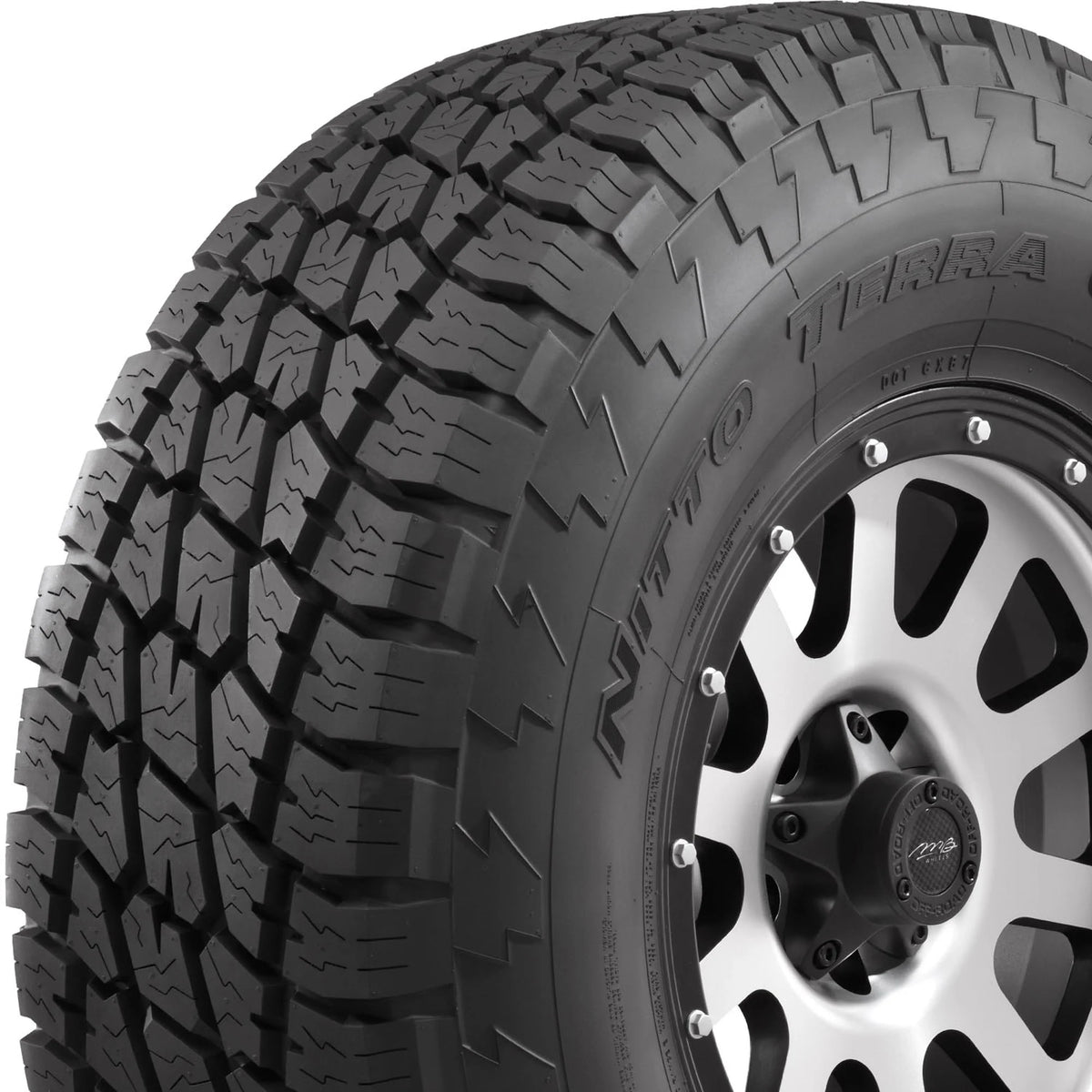 Set of 4 LT285/75R16 122Q D Tires U2404