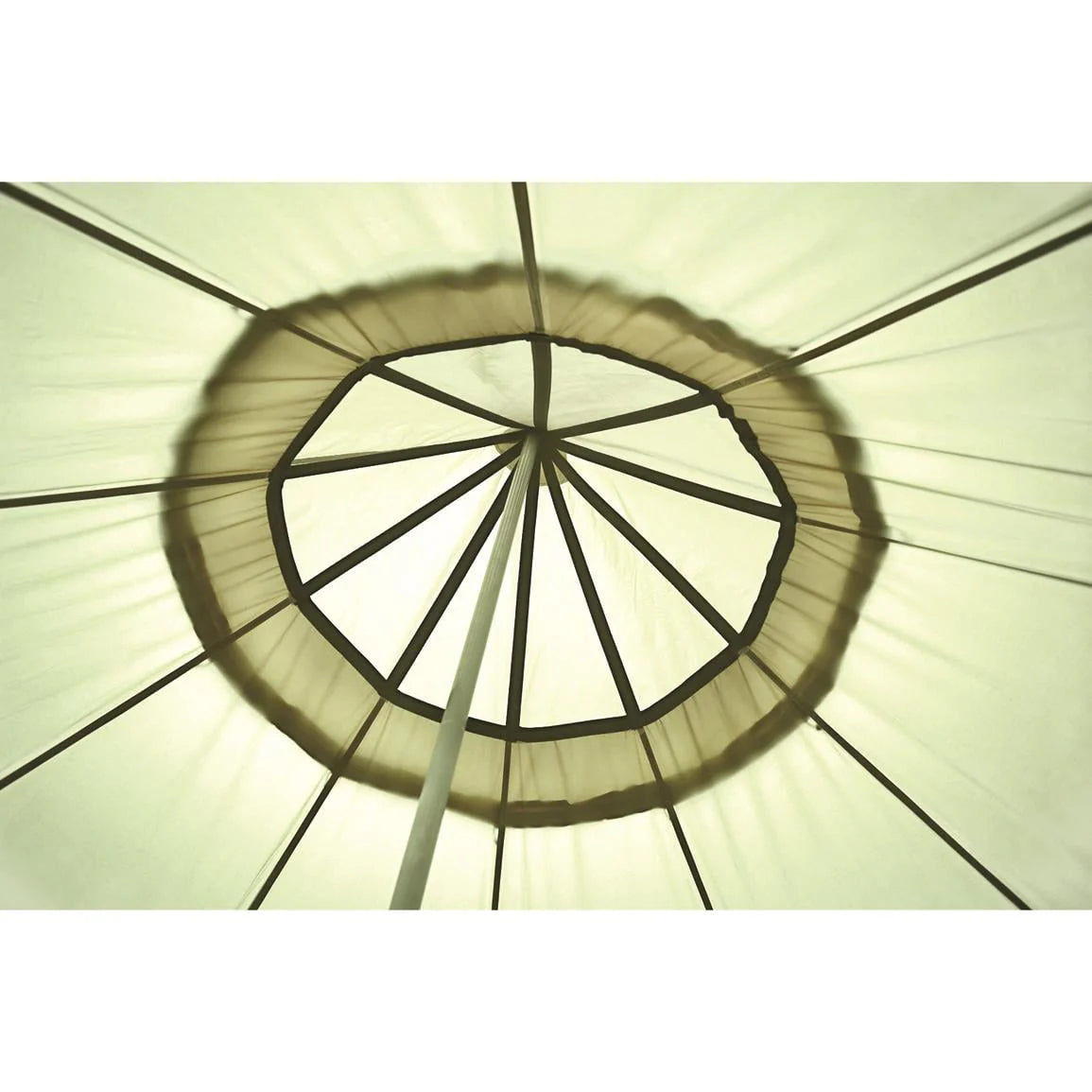 18' x 18' 8-Person Waterproof 4-Season Teepee Tent W418
