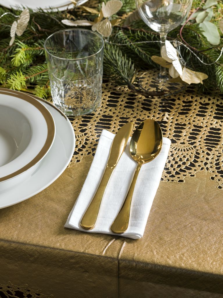 Gold 24pcs Cutlery Set T1330