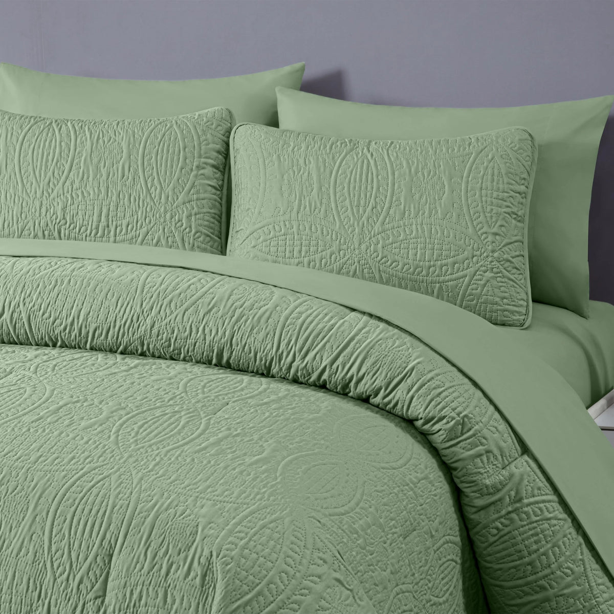 Sage Medallion 7-Piece King Comforter Set with Sheets L312